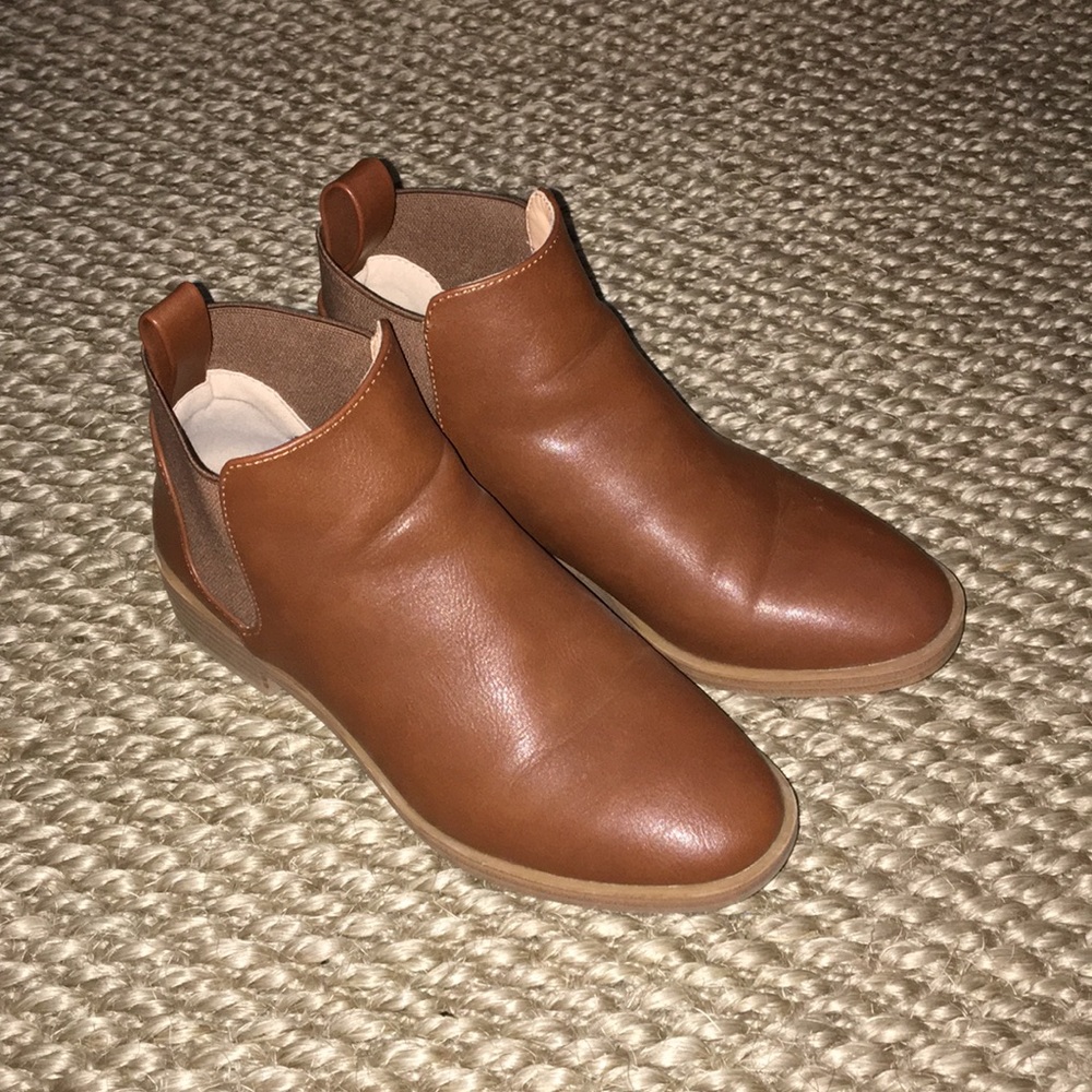 Lft by Zara Chelsea boots